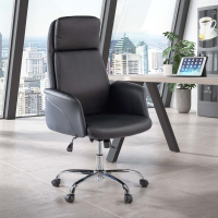 King executive office chair, very comfortable