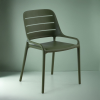 Stackable polypropylene...