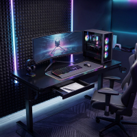 Electric height-adjustable gaming desk Magnum with wireless charging, 130x70cm