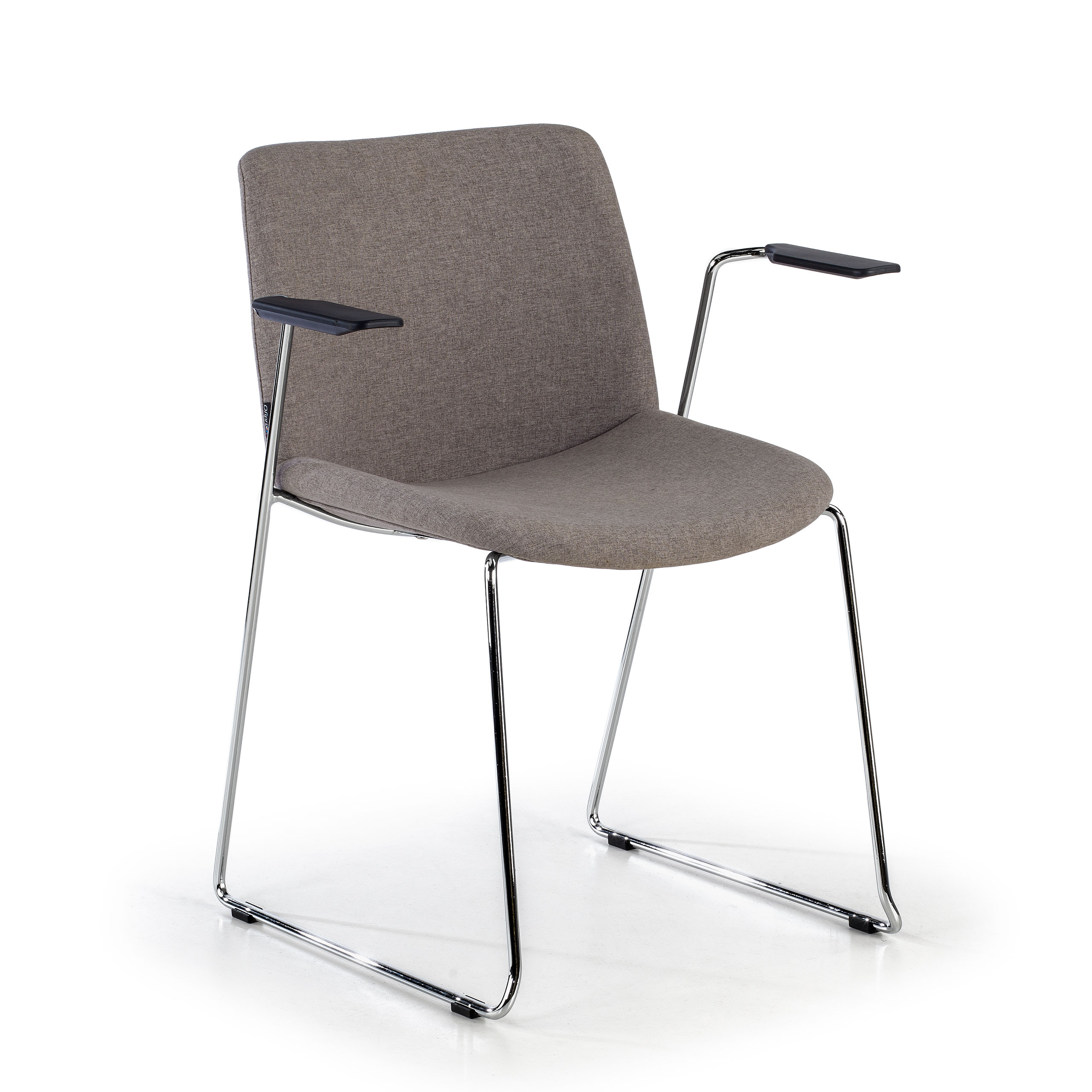 Flow chair with enveloping backrest, sled base, with arms