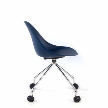 meeting room chair blue with casters plastic no armrests 4