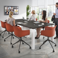 Alice Swivel Chair, with wheels